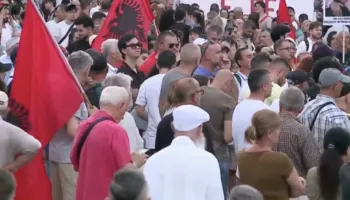 Dita e 48-të e protestës, qytetarët: Shqipëri e re