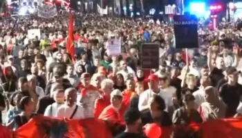 Dita e 56-të e protestës, nis marshimi i qytetarëve në rrugë