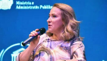 “Do e kisha spastruar etnitikisht Kosovën”/ DW: Opozita kërkon shkarkimin e ministres serbe, Snezhana Paunoviç