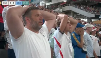 E PABESUESHME! Kongo zë në befasi Anglinë, vetëm pas 7 minutash lojë (video)