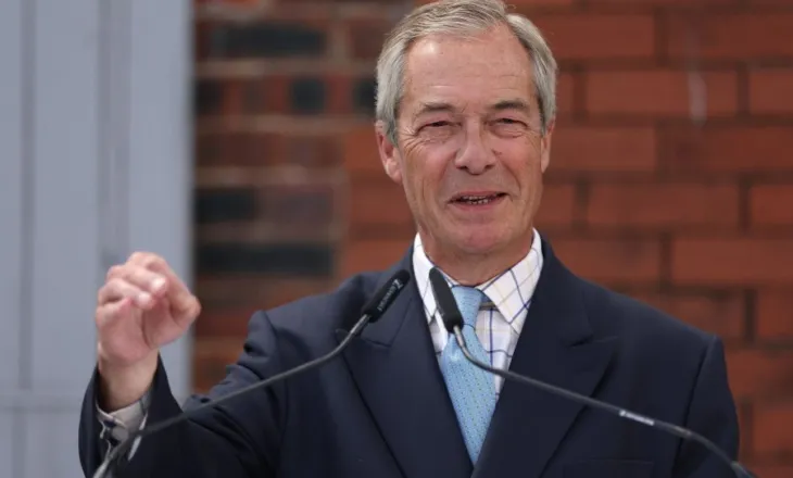 E papritur në Britani, Farage dorëhiqet si deputet