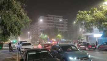 Era e fortë përfshin Vlorën, priten reshje intensive shiu