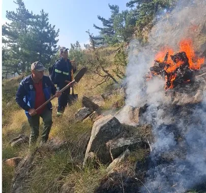 Era e fortë rikthen flakët në zonën Lekas–Voskopojë në Korçë, shtohen forcat ndërhyrëse