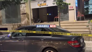 Erdhën me motor dhe qëlluan 9 herë me pistoletë, autorët mund të jenë larguar me skaf
