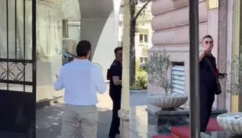 Erion Braçe përplaset me gazetarin dhe qytetarin në hyrje të Kuvendit: Ik bashkë me atë fundërrinën…
