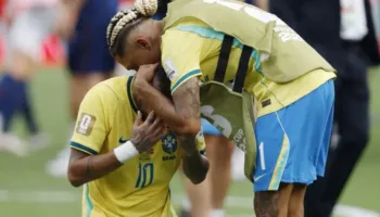 “Është një turp”, presidenti i Brazilit tregohet i “pamëshirshëm” ndaj Neymar & Co pas asaj që bënë pas eliminimit