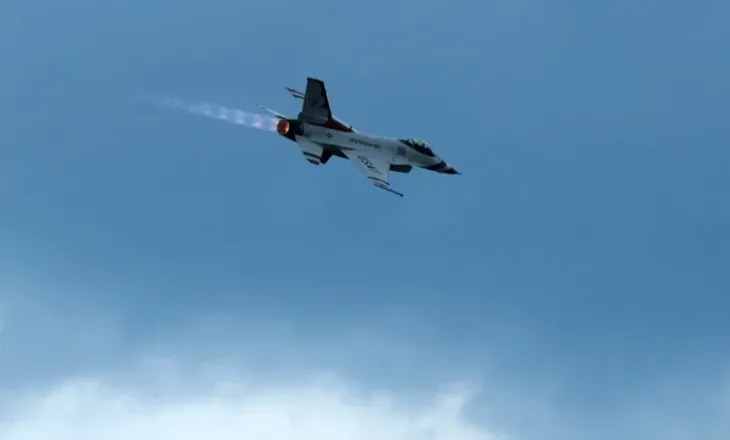 F-16 rumun rrëzon një dron që hyri në territorin e saj
