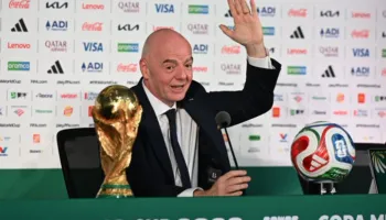 FIFA i kalon ‘kufinjtë’, konferenca e De la Fuente dhe Skalonit me pagesë…