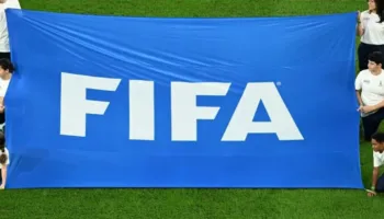 FIFA i përgjigjet UEFA-s: Nuk po shesim futbollin
