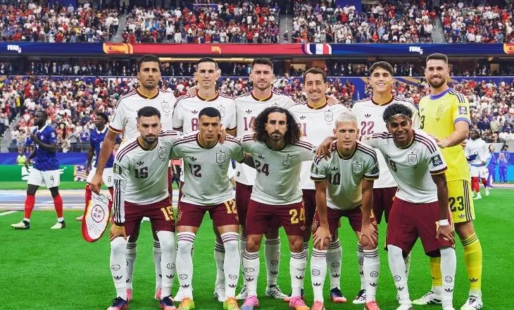 FIFA thyen rregullat për finalen e Botërorit 2026, pushimi do të jetë 30 minuta