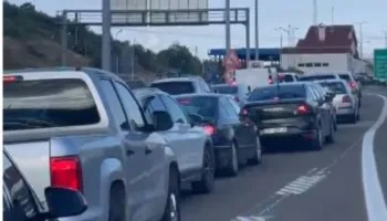Fluks i lartë automjetesh në Morinë në orët e para të mëngjesit, radha shkon në disa kilometra