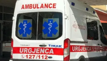 Foshnja 7-muajshe humbi jetën rrugës për në spital, nën hetim dy mjekët pediatër