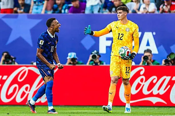 Franca në çerekfinale, një gol i Mbapesë i dërgon në duelin me Marokun