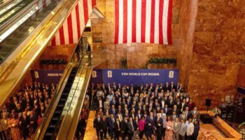 Futbolli shqiptar prezantohet në “Trump Tower”, Duka në prani të darkës së Trump