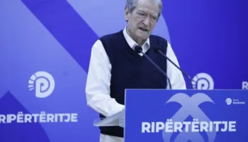 Gafa në zgjedhjet për sekretariatet në PD! Ja kush është kandidati që kishte kërkuar të tërhiqej nga gara, por mesazhi u lexua me vonesë