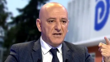 “Gara është kush imiton më mirë Berishën”, Bejko: Zgjedhjet nuk sjellin demokraci në PD