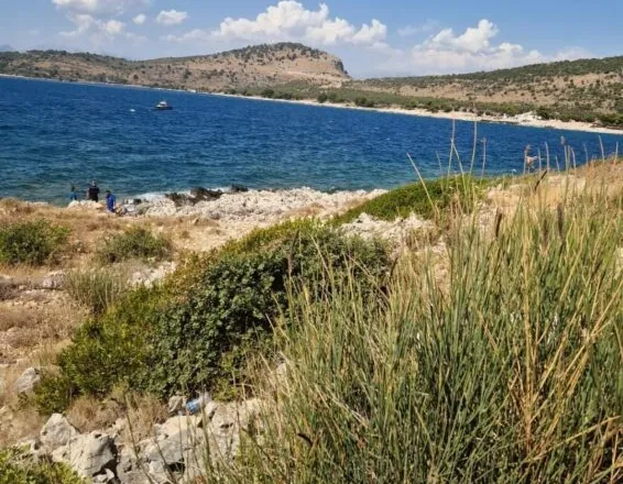 Gjendet i pajetë në det peshkatari 61-vjeçar, dyshohet se u mbyt gjatë stuhisë