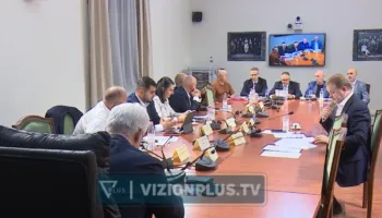 Gjykatat “përmbyten” nga dosjet, Fatmir Xhafaj përplaset me kryetarin e KLGJ-së