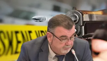 Gjyqtari Kalaja u shpall “Dëshmor i Atdheut”, avokati i Shkambit kundër: S’po respektohet ligji