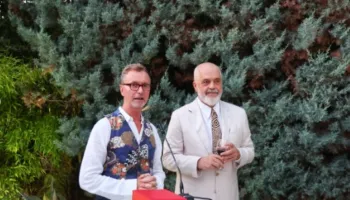 Gonzato përfundon mandatin në Shqipëri, Rama e nderon me “Yllin e Madh të Mirënjohjes”