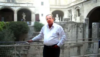 Gramoz Burba: Një jetë me këngën popullore, në skenë me traditën, por sot me shqetësimin për të ardhmen e folklorit
