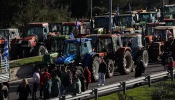 Greva në doganën greke të Mavromatit, bllokohet kalimi i automjeteve për 4 orë në Sarandë
