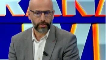 Gurë drejt policisë/ Eksperti i sigurisë: Protesta ka filluar të bëhet agresive, persona të maskuar kërkojnë destabilizim