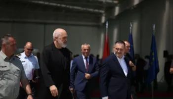 Hapet shkolla e pilotëve në Rinas, Rama: Së shpejti, projekti me Izraelin për Forcat Speciale