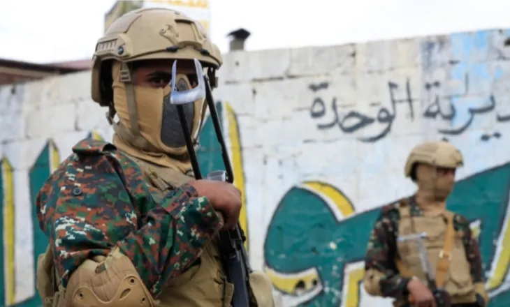Houthi godet objekte të naftës në Arabinë Saudite