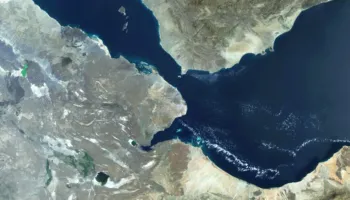 Houthit pretendojnë sulm ndaj cisternave saudite në Detin e Kuq, SHBA vazhdon sulmet ndaj Iranit