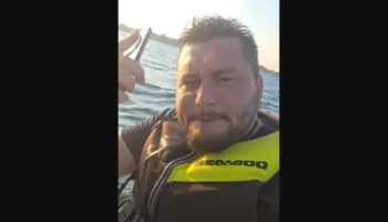 Hyri ilegalisht në SHBA duke transmetuar live dhe duke kënduar/ Agjentët federalë arrestojnë shqiptarin