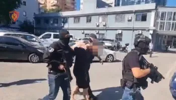 I dënuar në Itali për shfrytëzim prostitucioni, arrestohet në Tiranë 48-vjeçari