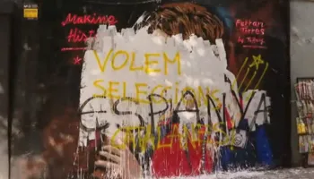 I dha Spanjës titullin e dytë botëror, vandalizohet në Barcelonë murali kushtuar Ferran Torresit