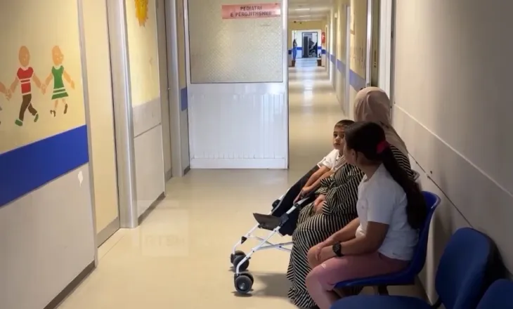 I nxehti, apeli i mjekes: Kujdes me hidratimin dhe ushqimin e fëmijëve