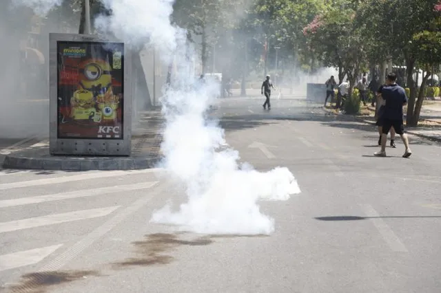 Incidentet mes protestuesve dhe deputetëve, Peleshi: Asgjë e mirë nuk ndërtohet prej dhunës dhe kaosit
