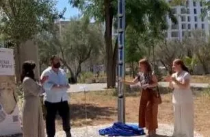 Instalacioni artistik “Tingujt që flasin” nga artisti Ergys Krisiko  