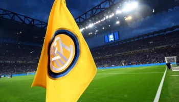 Inter merr “OK” e mbrojtësit anglez për t’u transferuar në Serie A, surpriza Como kërkon të fusë stërkëmbësh