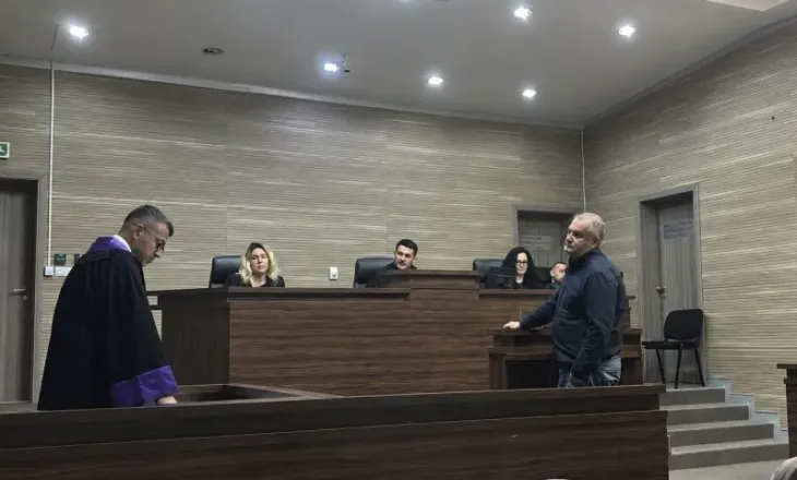 Ish kreu i bashkisë Prishtinë/ Shpend Ahmeti dënohet me dy vjet burgim dhe 5 mijë euro gjobë
