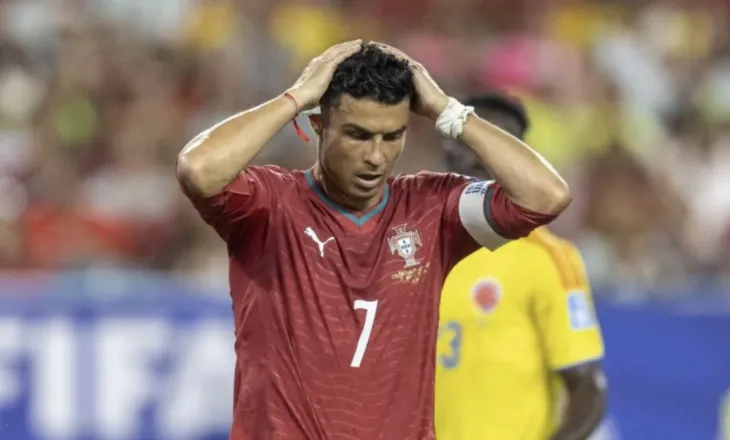 Ish-sulmuesi i Anglisë mesazh Ronaldos: Po pengon zhvillimin e ekipit, të tërhiqet