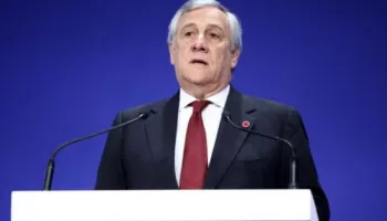 Italia dëbon dy atashe ushtarakë në ambasadën ruse të akuzuar për spiunazh, Tajani: Ndërhyrje e papranueshme!
