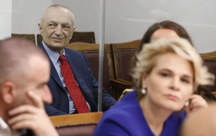 Ja strategjia e Ilir Metës dhe Monika Kryemadhit për t’i shpëtuar burgut, si po kërkojnë të nxjerrin jashtë loje…