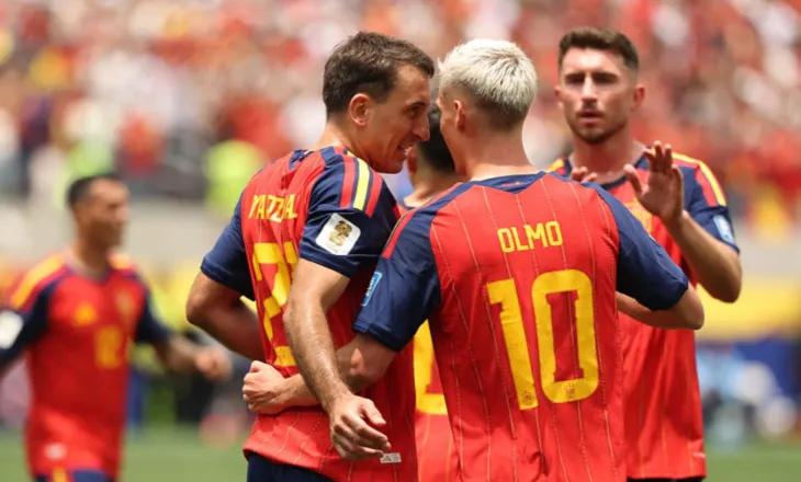 “Jam shumë i lumtur këtu”! Po shkëlqen në këtë Botëror, sulmuesi i Spanjës refuzon transferimin te Barcelona