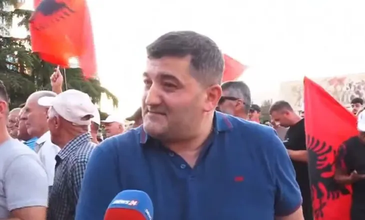‘Janë të gjithë të korruptuar’, qytetari: Shqiptarët duhet të dalin në protestë deri në rrëzimin e Ramës
