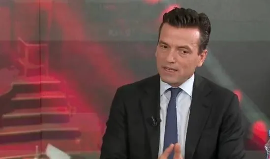 “Janë të terrorizuar nga SPAK”, Agron Shehaj: Balla merret me pronat e mia, por vetë jeton në një nga kullat…