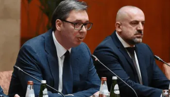 Janjiç: Vuçiç ka frikë nga Radojçiç, ai mund të dëshmojë kundër presidentit serb