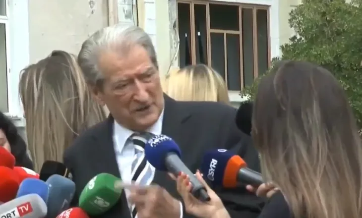 “Jemi pro kredisë nga SHBA, por jo procedurës antikushtetuese”, Berisha kundër kalimit me urgjencë të marrëveshjes