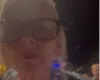 “Jemi shumë krenar për ju”/ Turistet nga Australia i bashkohen marshimit në Tiranë: Po bëni një punë të mrekullueshme