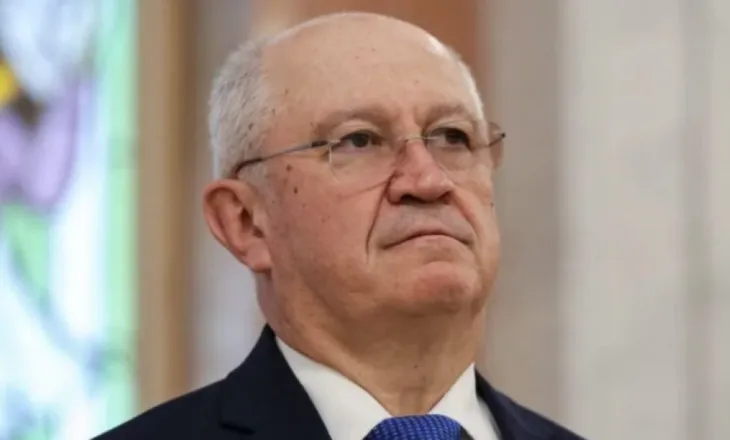 Jep dorëheqjen kryeministri i Moldavisë, Alexandru Munteanu. Rrëzohet dhe qeveria