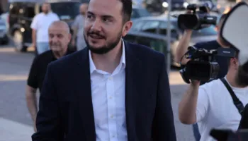 “Ka dy pazare në kurriz të opozitës, dhe qytetarëve”/ Salianji: Berisha po mbron marrëveshjen me aleatin e tij, Ramën