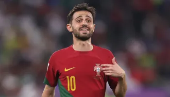 Ka mbetur jashtë formacionit, reagon Bernardo Silva: Vendos trajneri, jam gati të luaj dhe të ndihmoj ekipin
